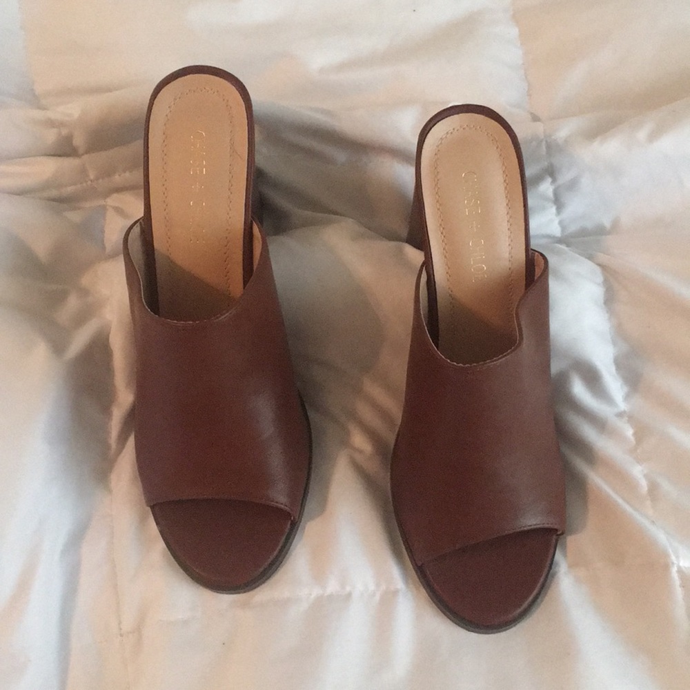 Brown Mules